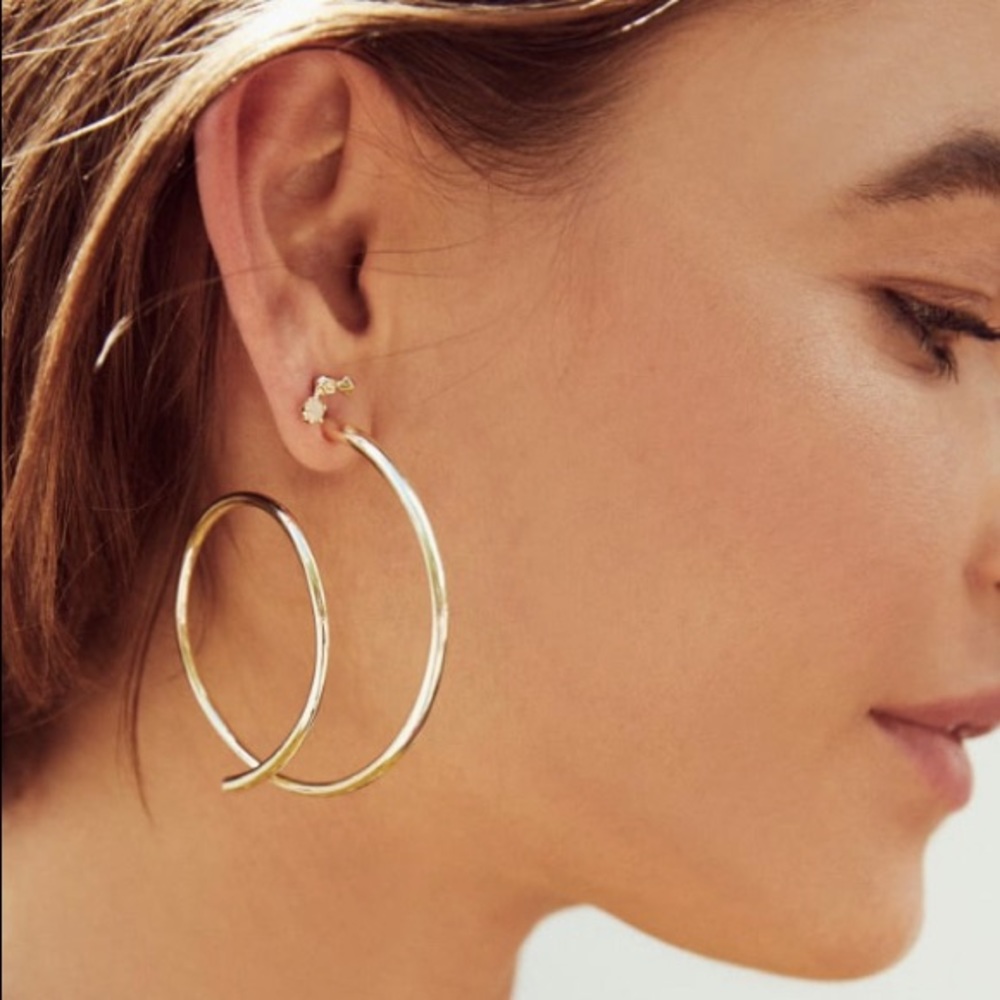 Kendra Scott Myles Hoops